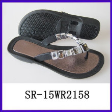 New design shiny fashion beach sandal shoe young fashion shoes acrylic shoe